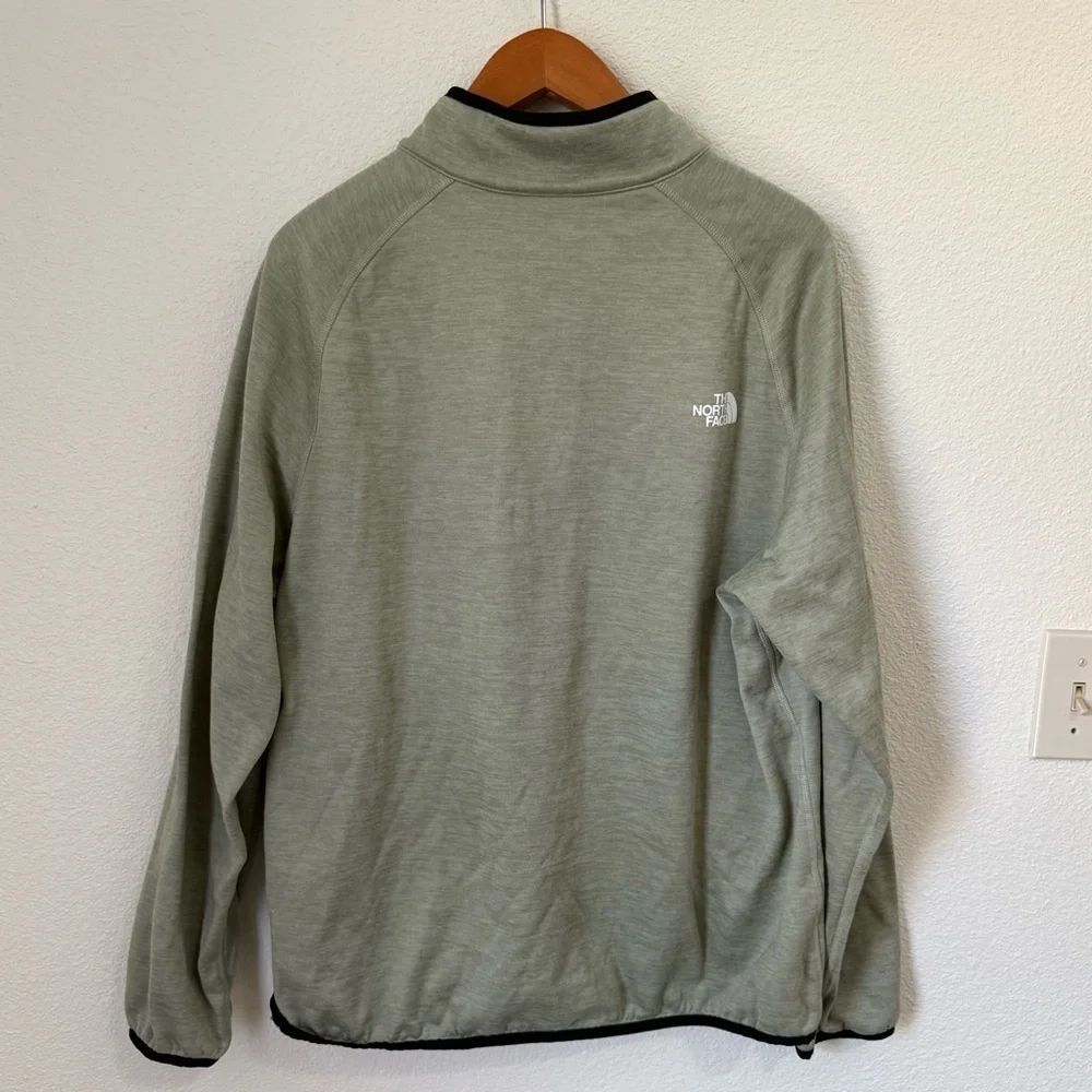 The North Face Black and Light Green Zip-Up Pullover Men’s Size XL